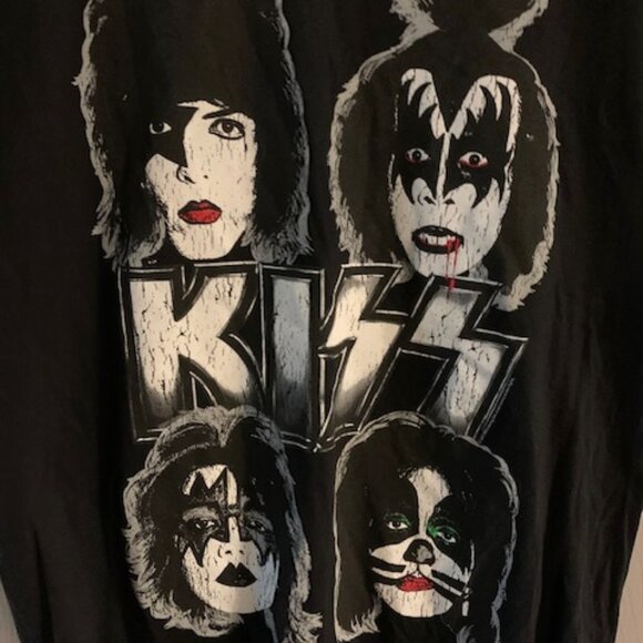 KISS BAND  WOMENS TEE - Picture 1 of 4